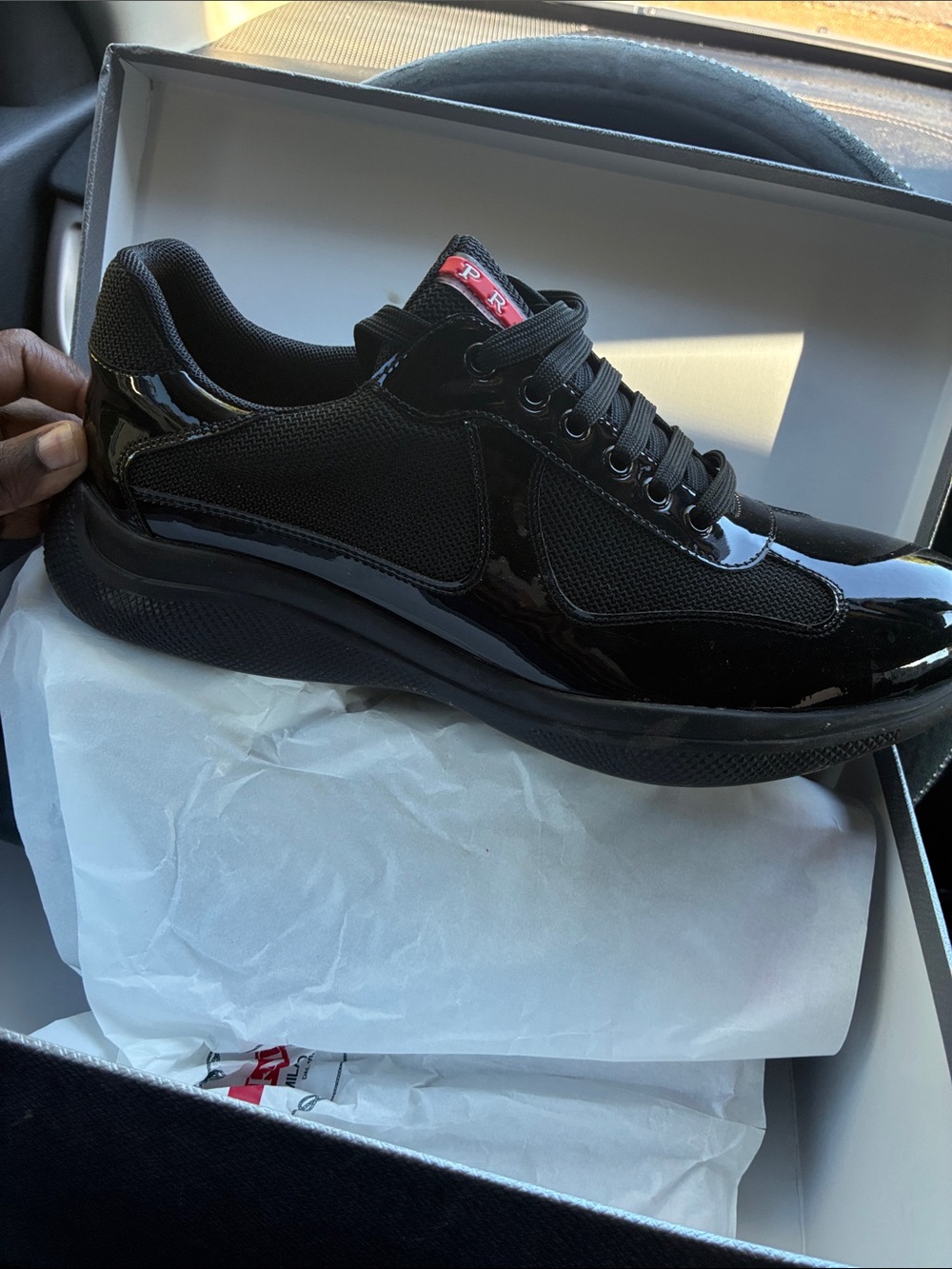 Men's Black Low-Top Fashion Sneakers